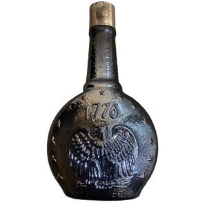 Aqua Velva men's vintage ice blue after shave